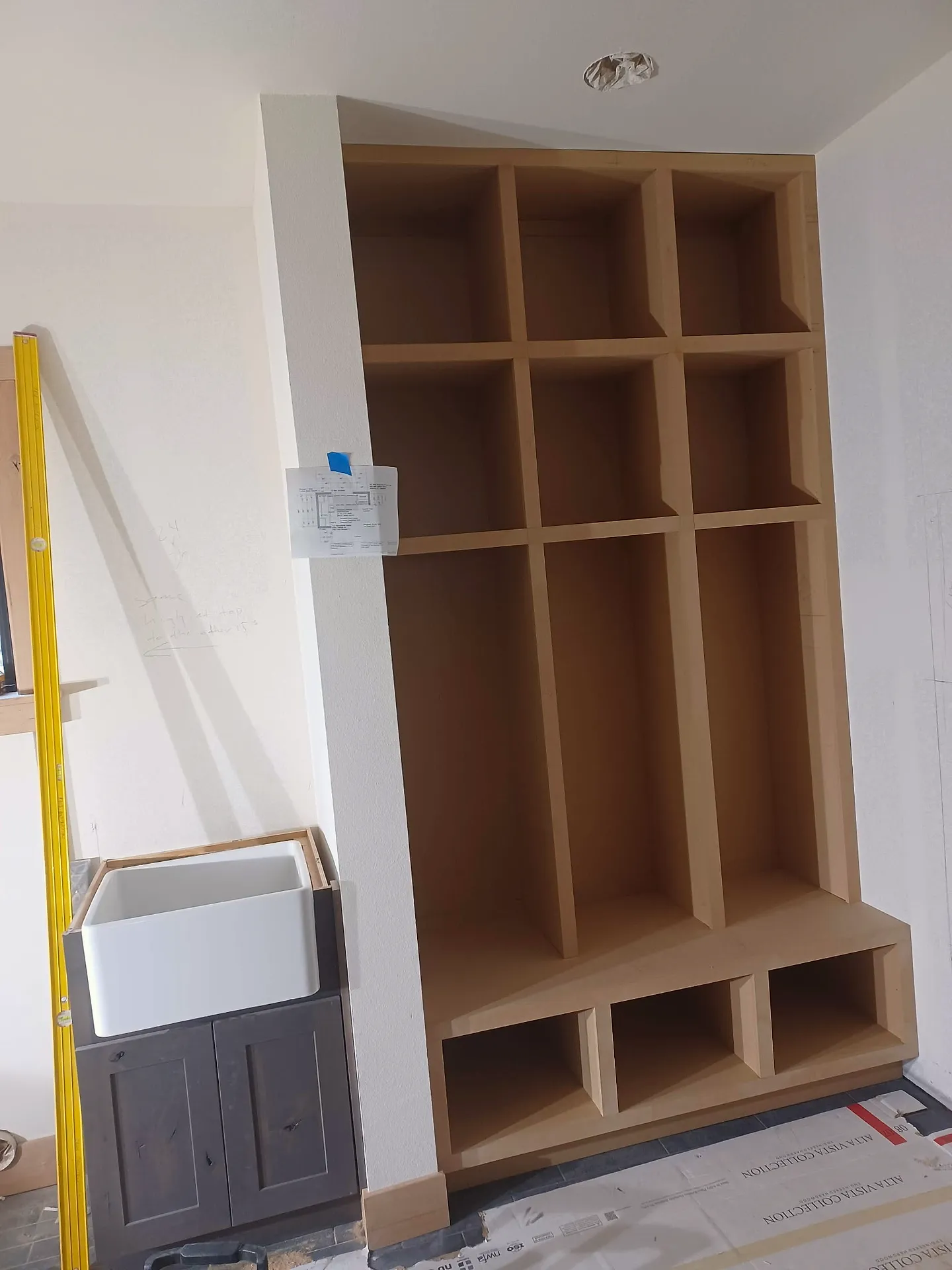 Mudrooms, Lockers & Benches