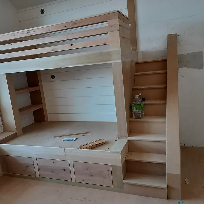 Custom built-in bunk beds
